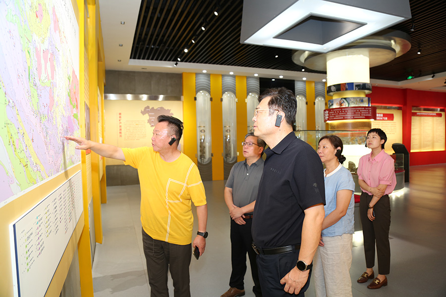 202406261719382981434981.jpg 鞠建華900.jpg