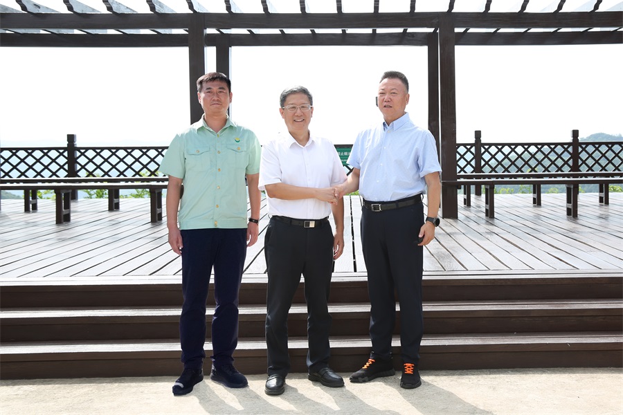 202407201721451060163252.jpg 2024.07.12全國人大常委會法制工作委員會副主任王瑞賀蒞臨金徽股份調研.jpg