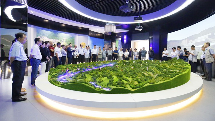 省政府全體參事對金徽企業的發展成效給予高度評價